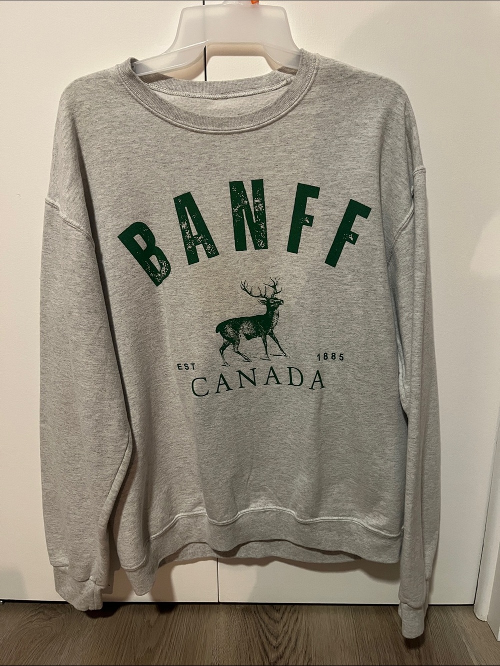 Banff Canada Grey Crewneck Sweatshirt with Green Graphic